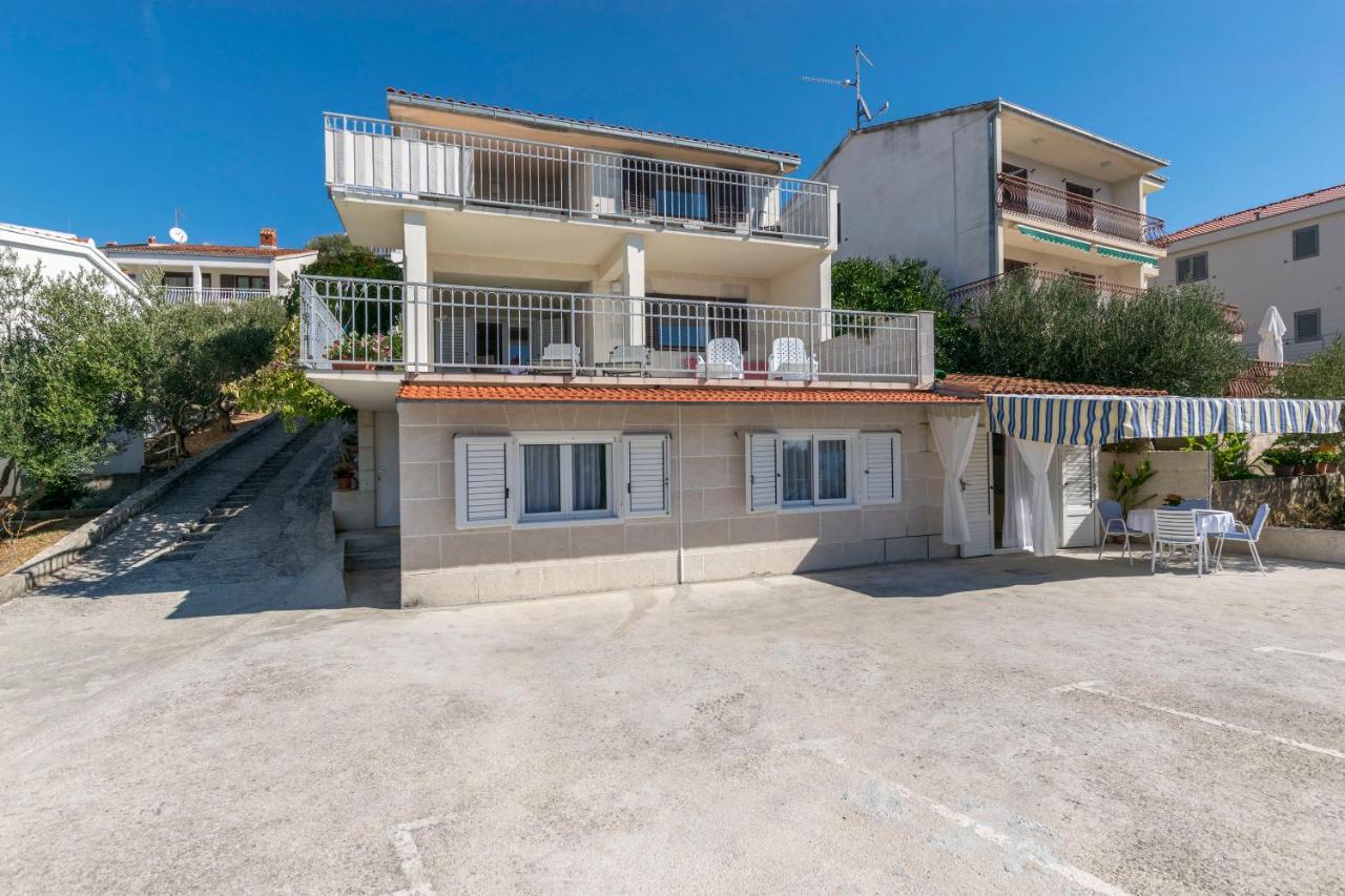 Apartments Dragica Donji Okrug (Ciovo) Exterior foto